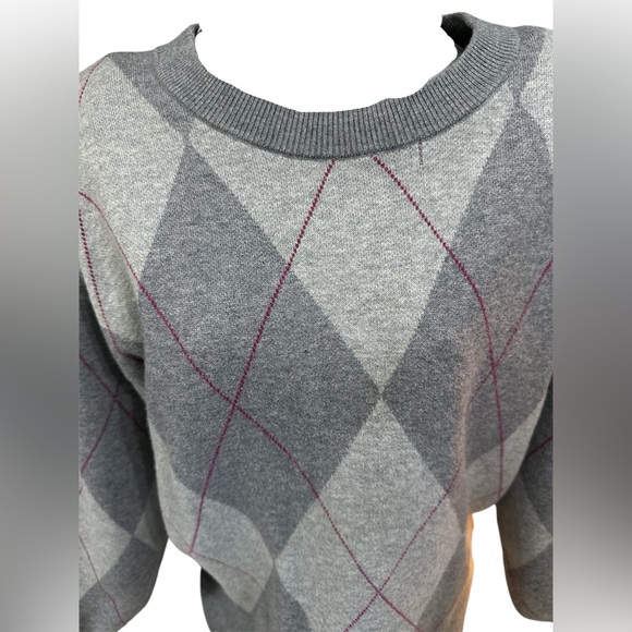 TAHARI Women’s Argyle Crewneck Sweater, Gray - Picture 3 of 6